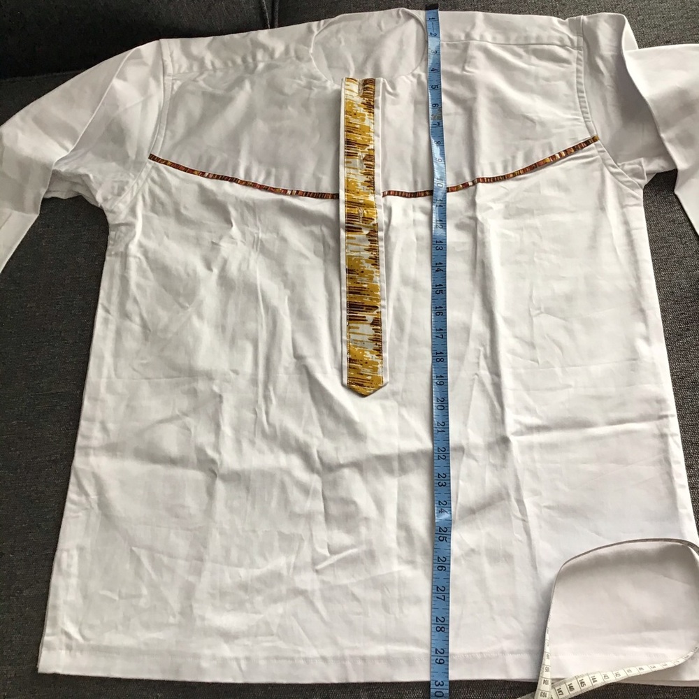 African men’s dashiki shirt made in Ghana - Picture 5 of 6